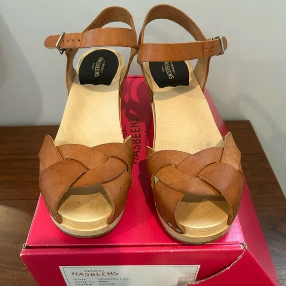 Swedish Hasbeens Tan Leather Sandals - Picture 1 of 5
